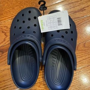 NWT Crocs